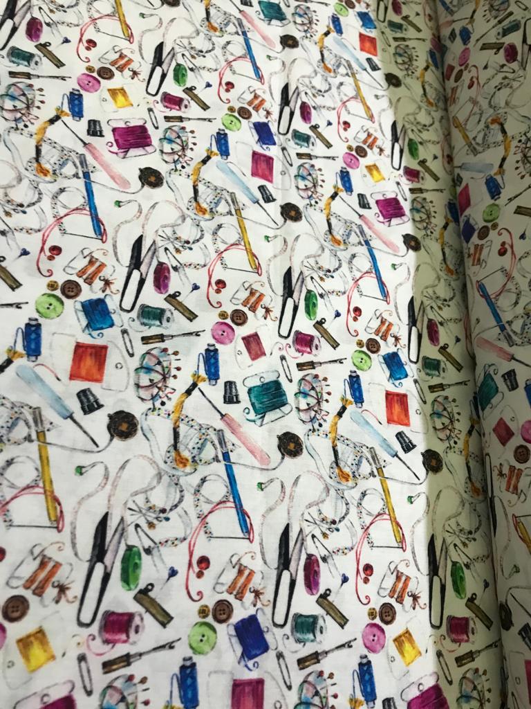 TESSUTO IN COTONE CON FANTASIE (14 varianti )